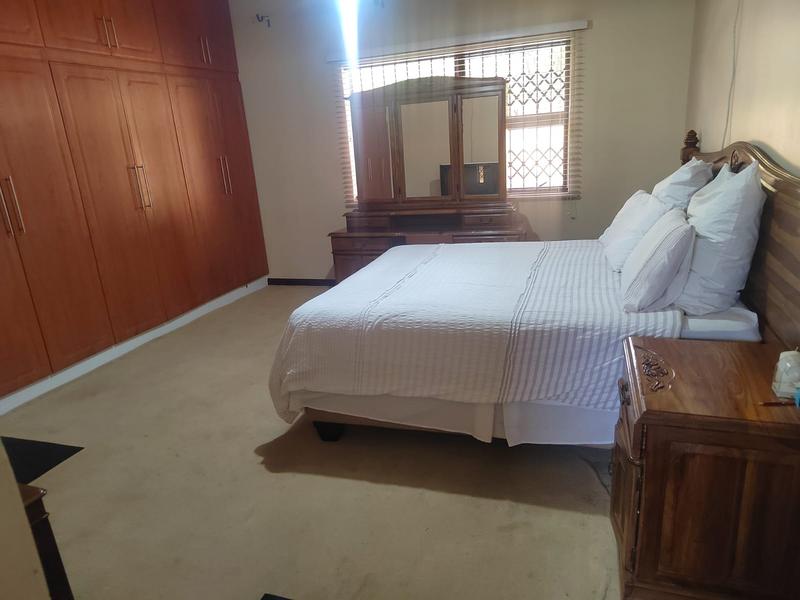 6 Bedroom Property for Sale in Geelhoutpark North West